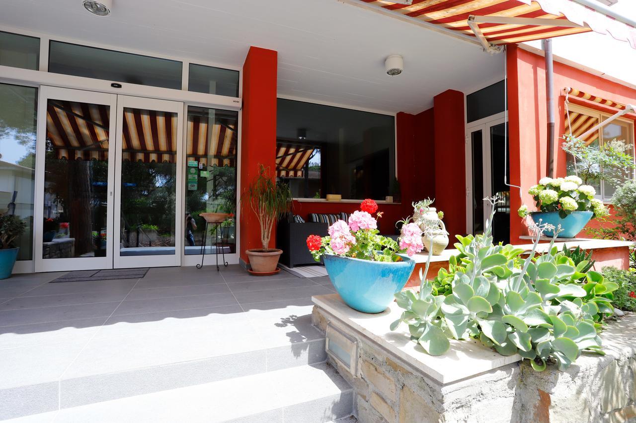 Hotel Grifone Principina a Mare Dış mekan fotoğraf